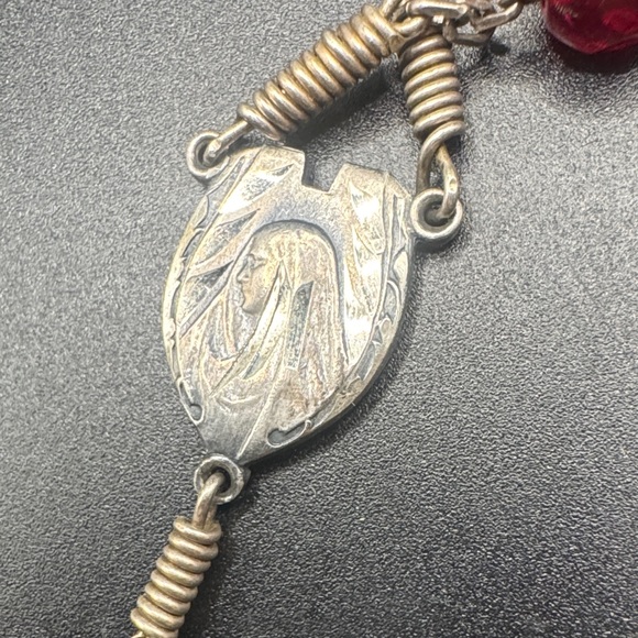 Vintage “AK” Sterling Red Crystal Rosary Necklace CATHOLIC NECKLACE CRUCIFIX - Picture 4 of 5